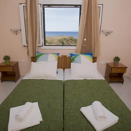 Agnanti Apartment *